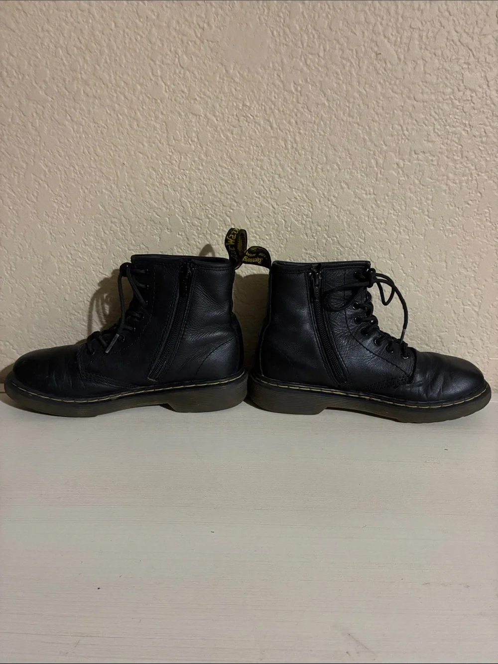 Dr. Martens Black Leather Lace-Up Ankle Boots with inner zippers size 2